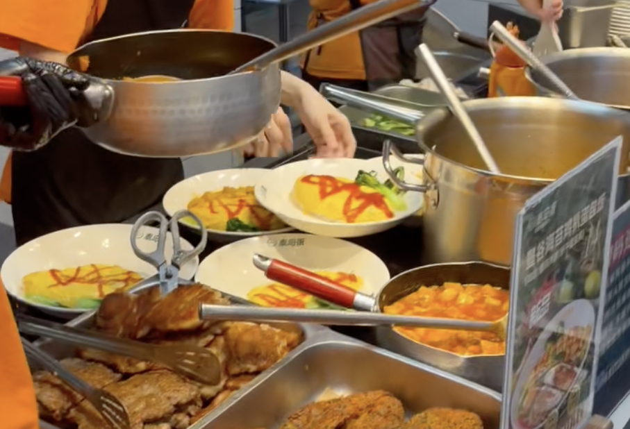 做校园餐饮3年，我劝你先忘掉”爆款”这个词