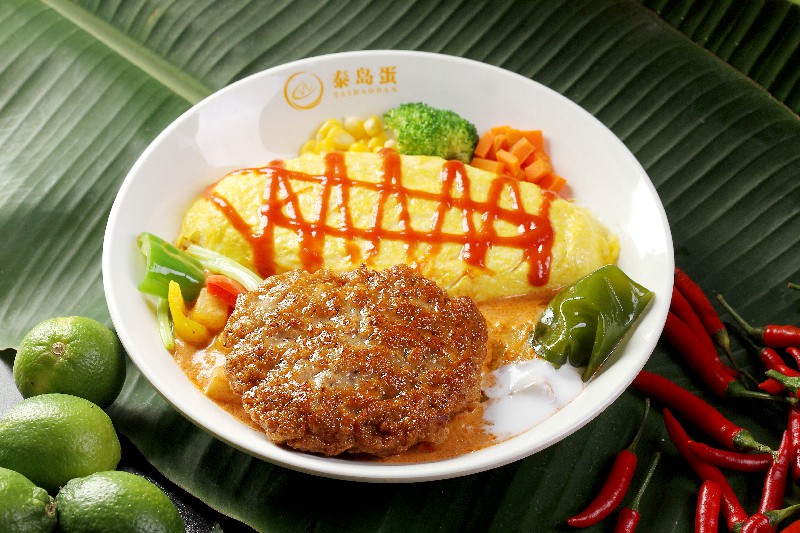 红咖喱黑椒猪扒蛋包饭